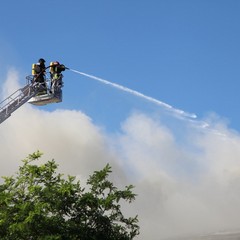 In fiamme i pannelli solari di una villa a Matinelle