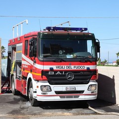 In fiamme i pannelli solari di una villa a Matinelle