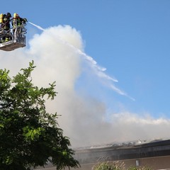 In fiamme i pannelli solari di una villa a Matinelle