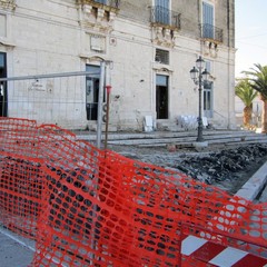 Lavori in via Statuti Marittimi a Trani