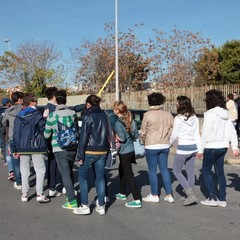 Manifestazione in difesa dell'ospedale di Trani