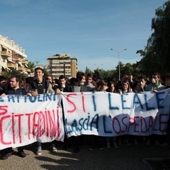 Manifestazione in difesa dell'ospedale di Trani