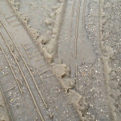 Maltempo a Trani, neve e ghiaccio sulle strade