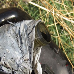 Petrolio scaricato sulla spiaggia "le conche" a Trani