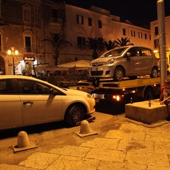 Multe e rimozioni sul porto di Trani