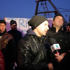 Protesta dei pescatori sul porto di Trani