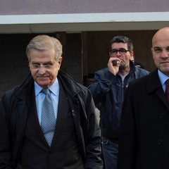Gigi Riserbato con l'onorevole Mazzocchi in visita all'ospedale di Trani