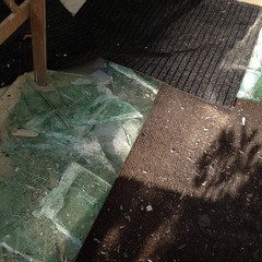 Furto con scasso ad un negozio del centro di Trani