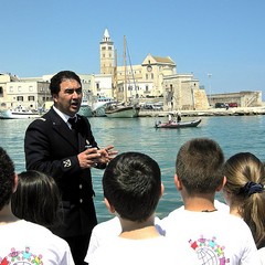 Gli studenti di Trani a lezione di sicurezza in mare