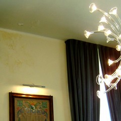 Infiltrazioni nella stanza del sindaco di Trani