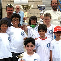 La squadra della categoria Optimist della Lega Navale di Trani