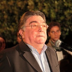 Comizio di Roberto Visibelli e Forza Trani