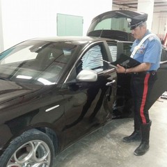 Carabinieri sventano furto d'auto e recuperano centraline elettroniche