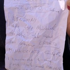 Bigliettini lanciati da Vito Malcangi dal Campanile della Cattedrale di Trani