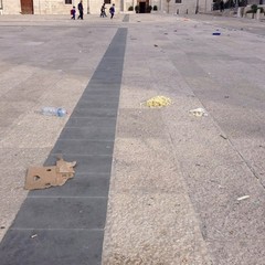 Piazza Quercia dopo la manifestazione di antiquariato