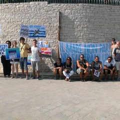 Manifestazione in difesa del mare di Trani
