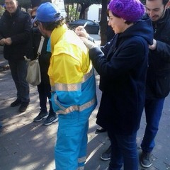 Il comitato L328 in piazza della Repubblica