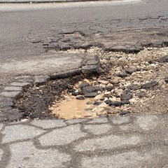 Emergenza buche stradali dopo il maltempo