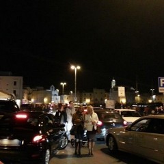 Caos nel centro di Trani e sul porto
