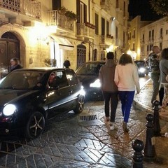Caos nel centro di Trani e sul porto