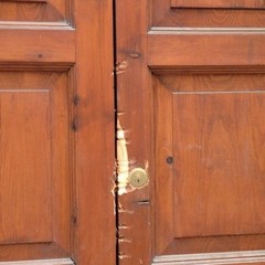 Casa natale G.Bovio, particolare portone