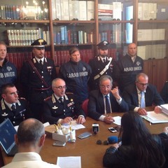 Spaccio, conferenza stampa dei Carabinieri