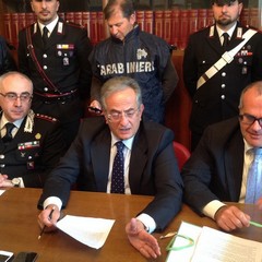 Spaccio, conferenza stampa dei Carabinieri