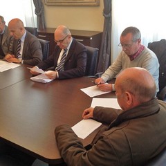 Conferenza stampa sull'estensione della raccolta differenziata a Trani