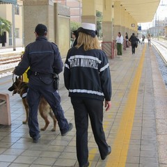 Controlli di Polizia nella stazione di Trani