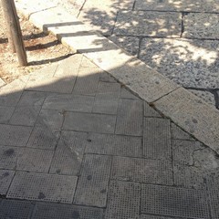 I cestini di corso Vittorio Emanuele sono stati rimossi