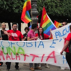 Manifestazione Arcigay a Trani