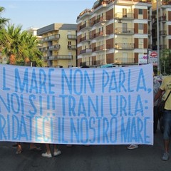 Manifestazione in difesa del Mare di Trani