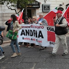 Corteo dei sindacati a Trani