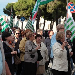 Corteo dei sindacati a Trani