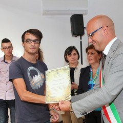 Festa dei 100 a Trani: premiati gli studenti modello