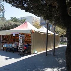 Tendone della fiera del libro in piazza della Repubblica