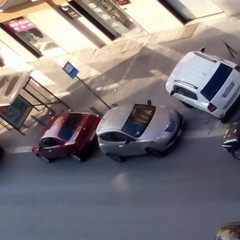 Macchine in via Malcangi