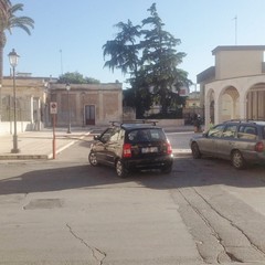 Parcheggi e fantasia, un malcostume tranese da debellare