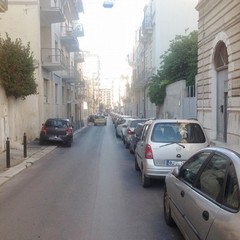 Parcheggi e fantasia, un malcostume tranese da debellare