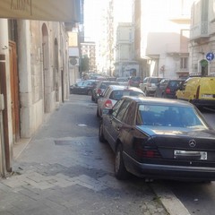 Parcheggi e fantasia, un malcostume tranese da debellare