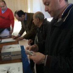 Sorteggio degli scrutatori al Comune di Trani