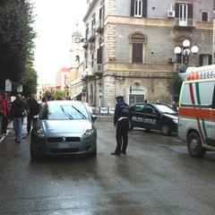 Incidente stradale in piazza della Repubblica