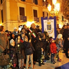 Omaggio floreale alla Madonna Immacolata