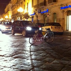 Striscioni e proteste anche a Trani