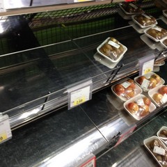 Nei supermercati scarseggia la frutta