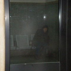 Senzatetto nella stazione di Trani