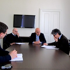 Gigi Riserbato con il dirigente dell’Autorità idrica pugliese, Vito Colucci