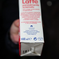 Protesta per la spesa sociale del Comune di Trani