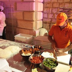 Trani International Festival, il pane protagonista in via San Giorgio