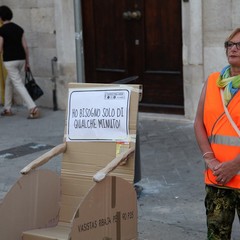 Flash Mob "Torno tra un minuto"